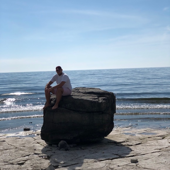 Meet your Posher, Mr. Haute - Picture 1 of 1